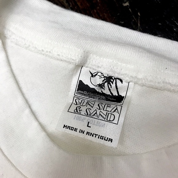 Fun Caribbean Island Tee - Picture 4 of 6